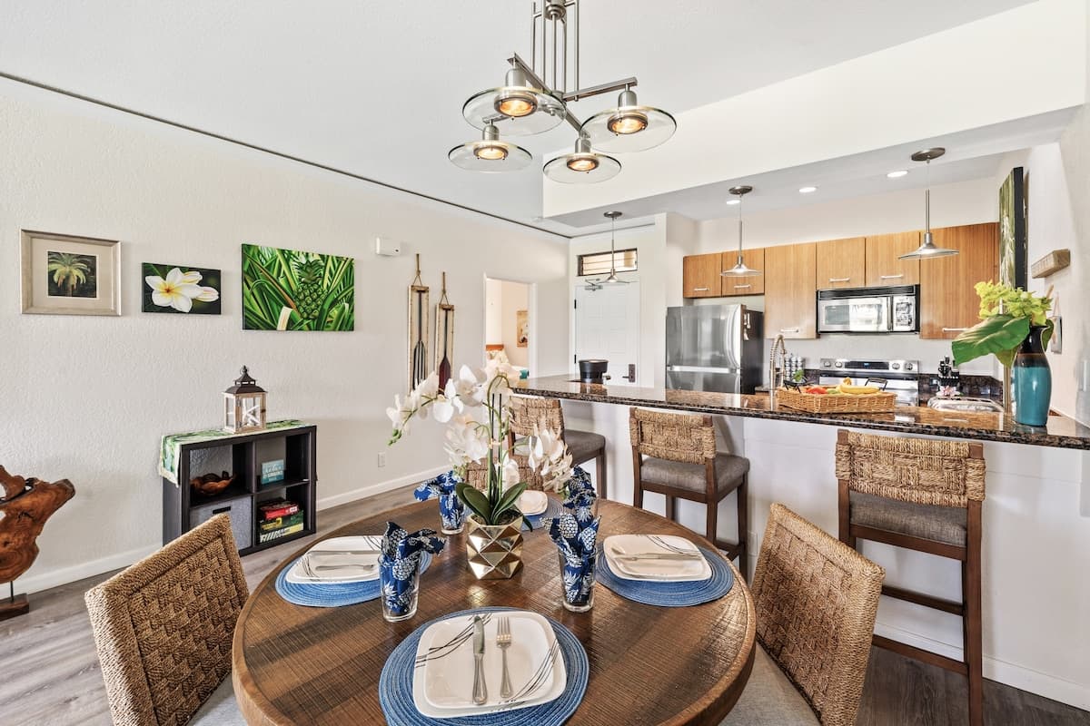 Condo in Kihei · ★4.74 · 2 bedrooms · 4 beds · 2 baths - Photo 3