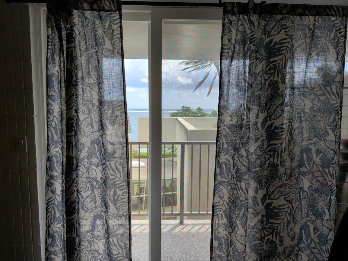 Condo in Hauula · ★4.75 · 1 bedroom · 2 beds · 1 bath - Photo 3