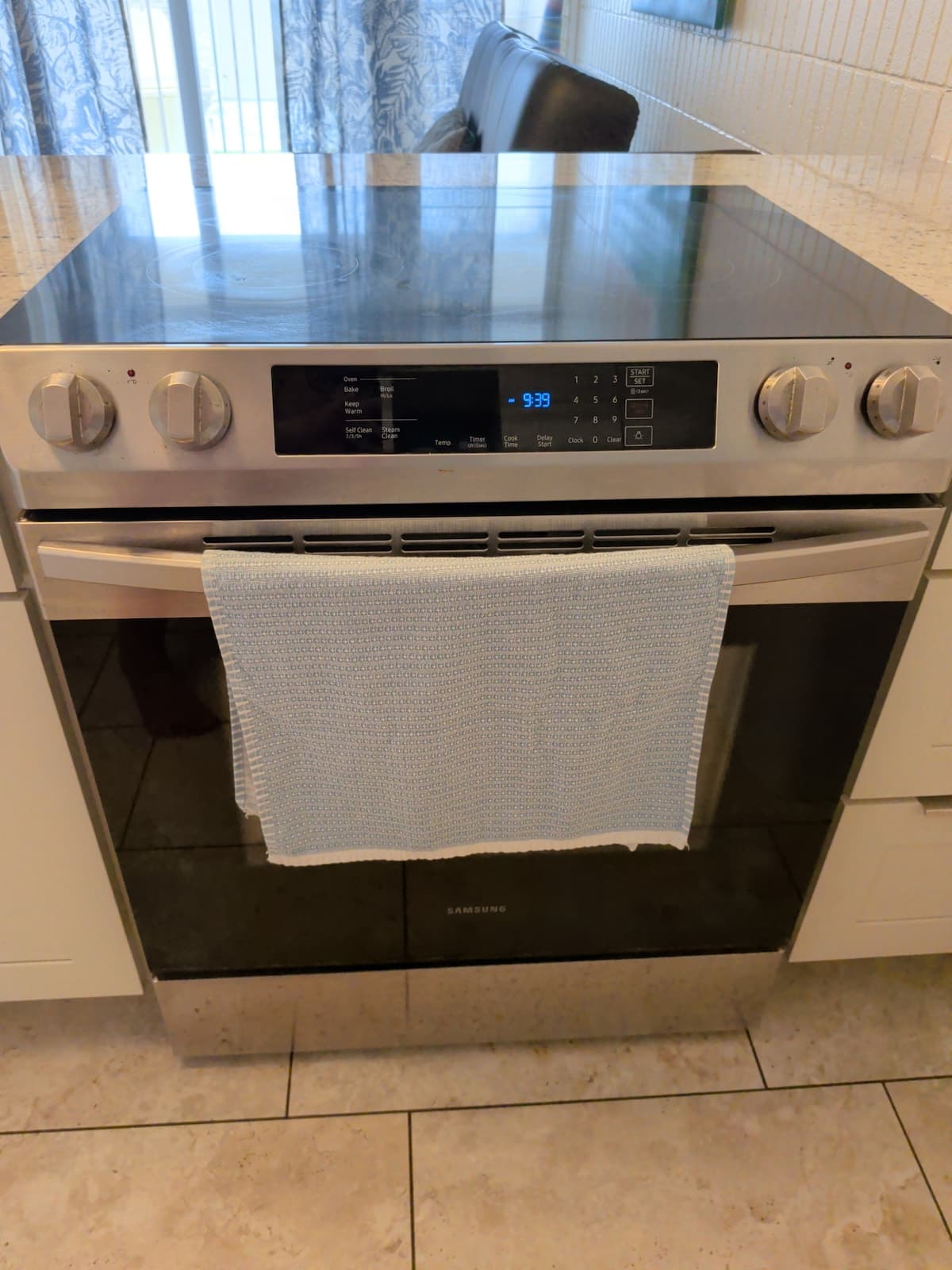 Condo in Hauula · ★4.75 · 1 bedroom · 2 beds · 1 bath - Photo 5