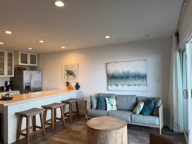 Condo in Kapaa · ★4.9 · 2 bedrooms · 2 beds · 1 private bath - Photo 2