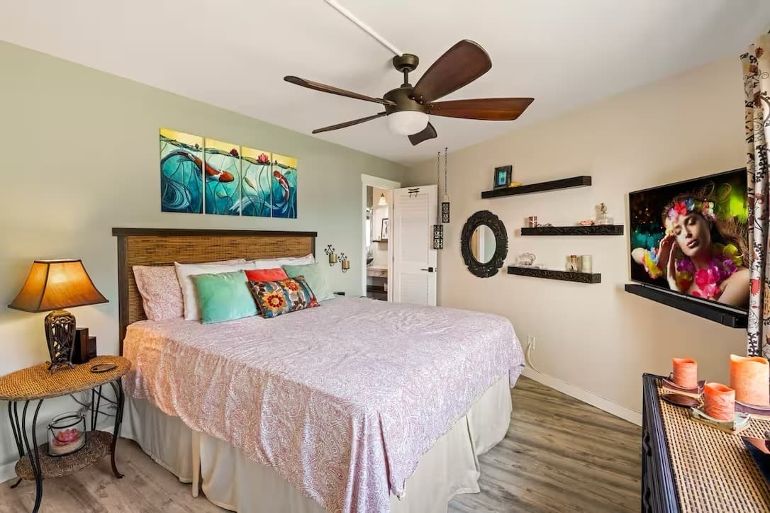 Condo in Kailua-Kona · ★4.94 · 2 bedrooms · 4 beds · 2 baths - Photo 5