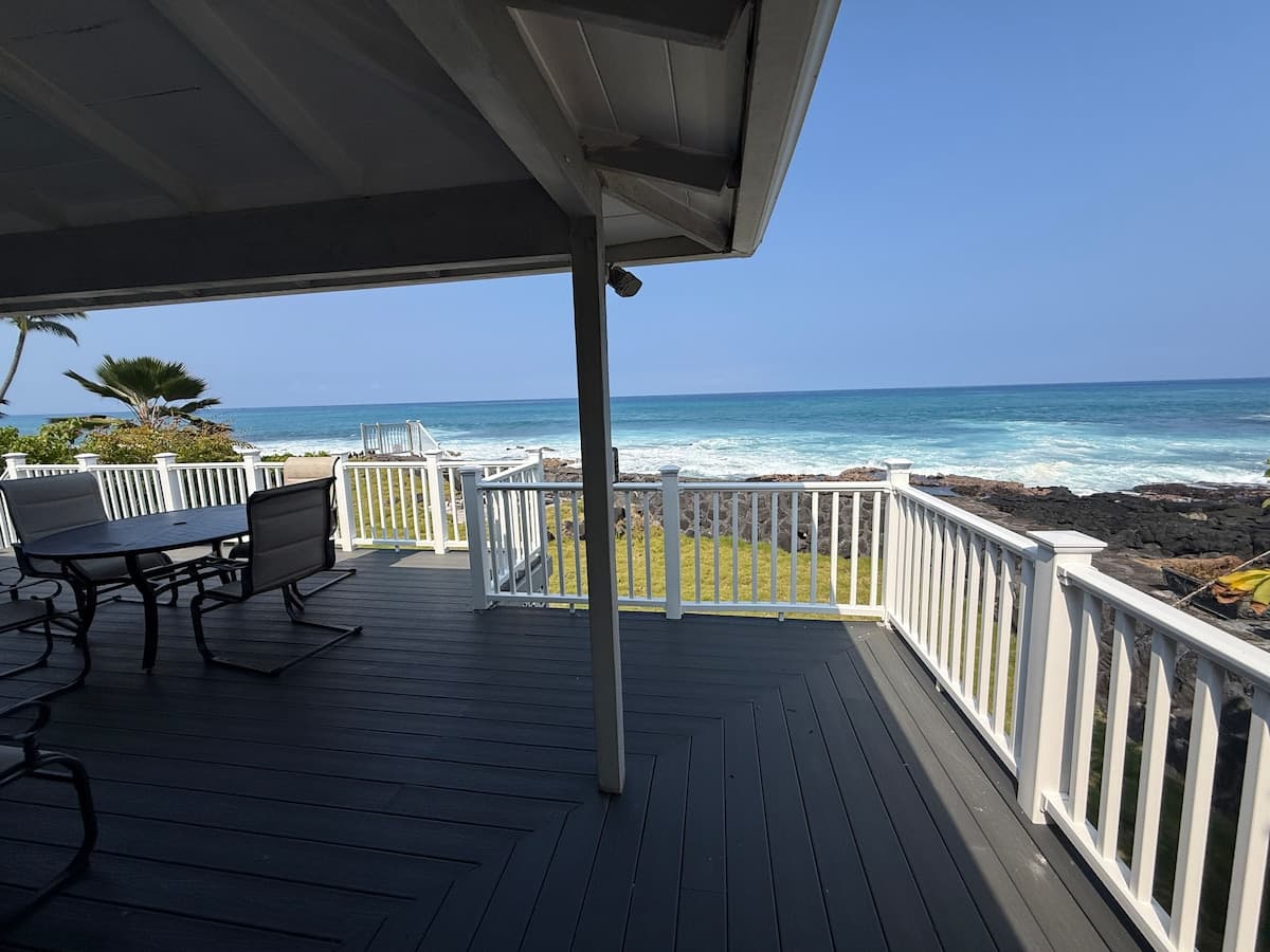 Home in Kailua-Kona · ★4.95 · 2 bedrooms · 3 beds · 2 baths - Photo 2