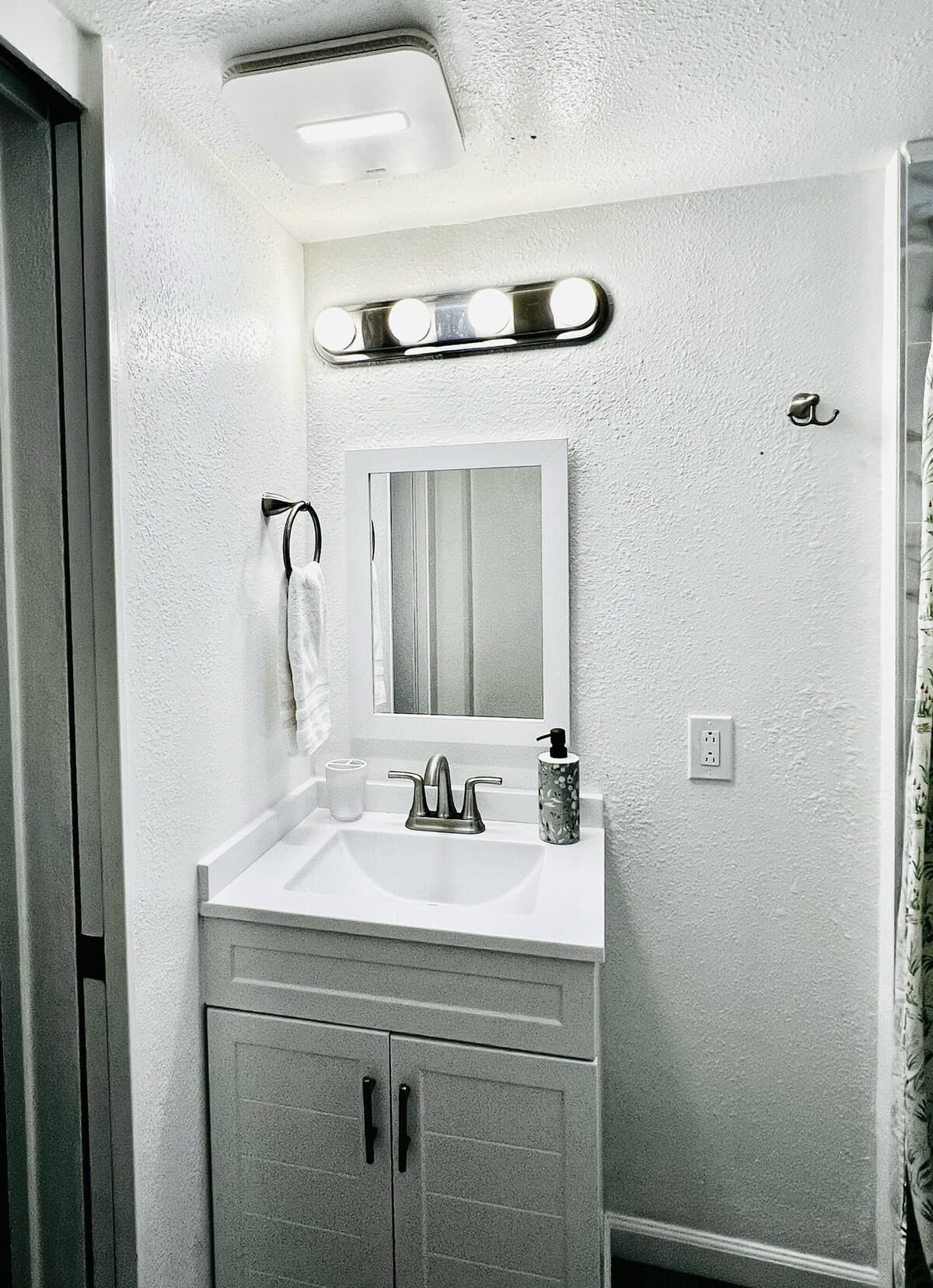 Simple Studio in Waikiki - Photo 3