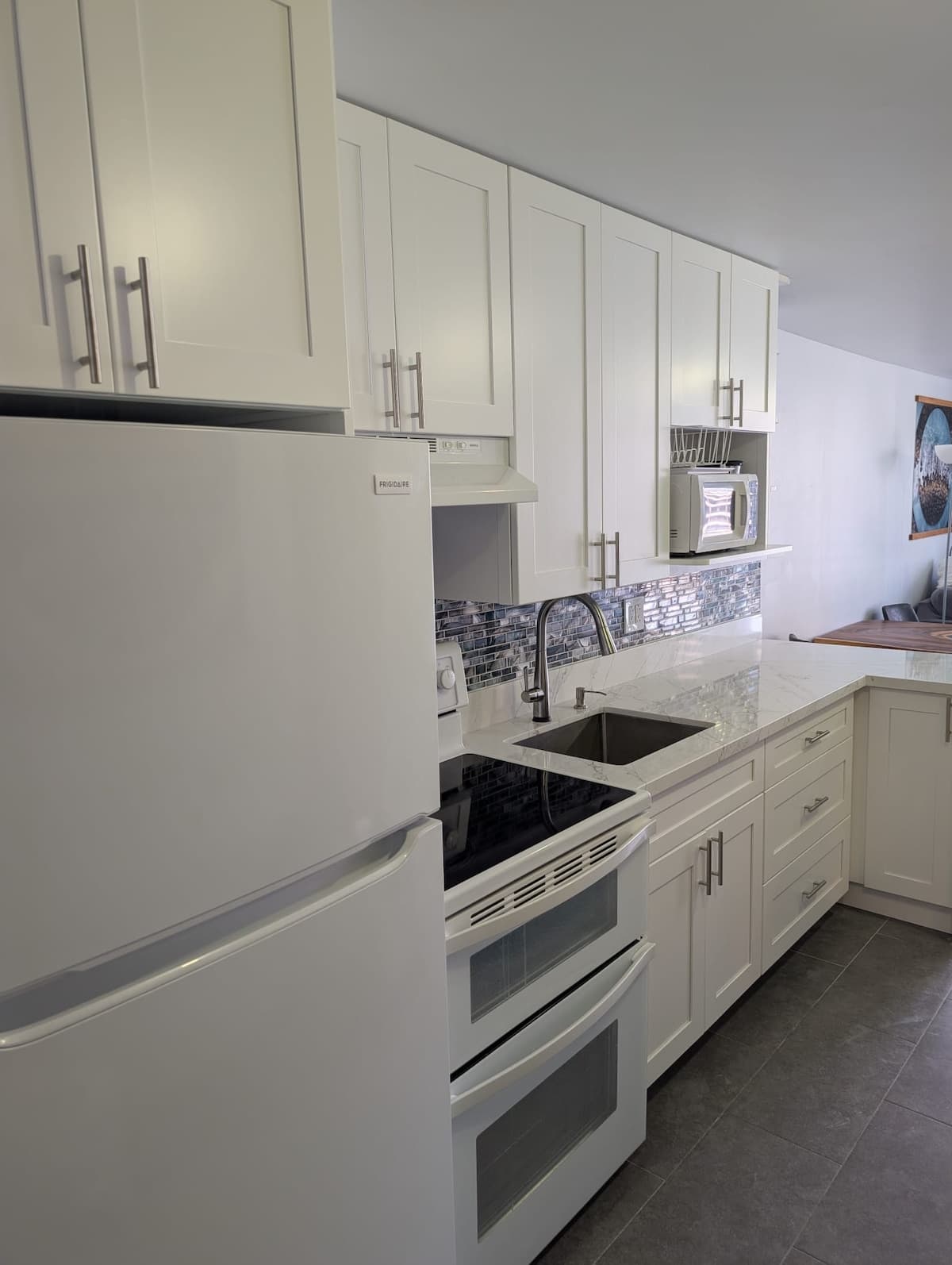 Condo in Honolulu · ★4.96 · Studio · 2 beds · 1 private bath - Photo 1