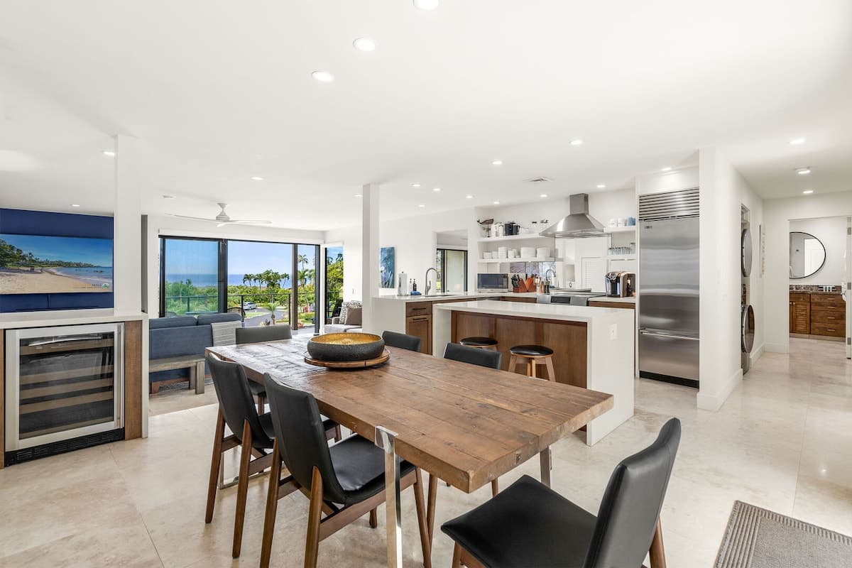 Condo in Kihei · ★4.95 · 3 bedrooms · 4 beds · 2 baths - Photo 1