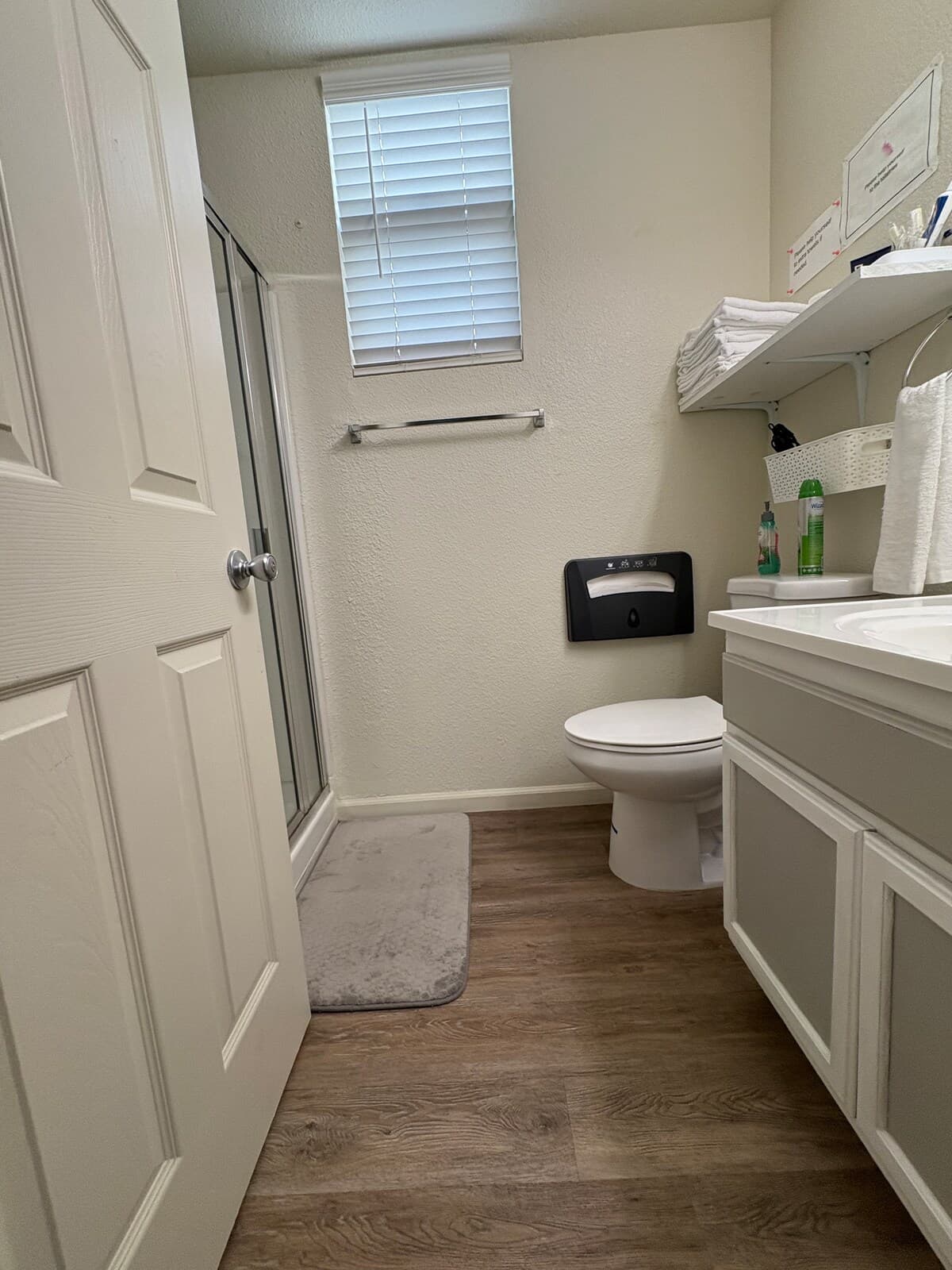 Private Suite in North Natomas Home - Photo 4