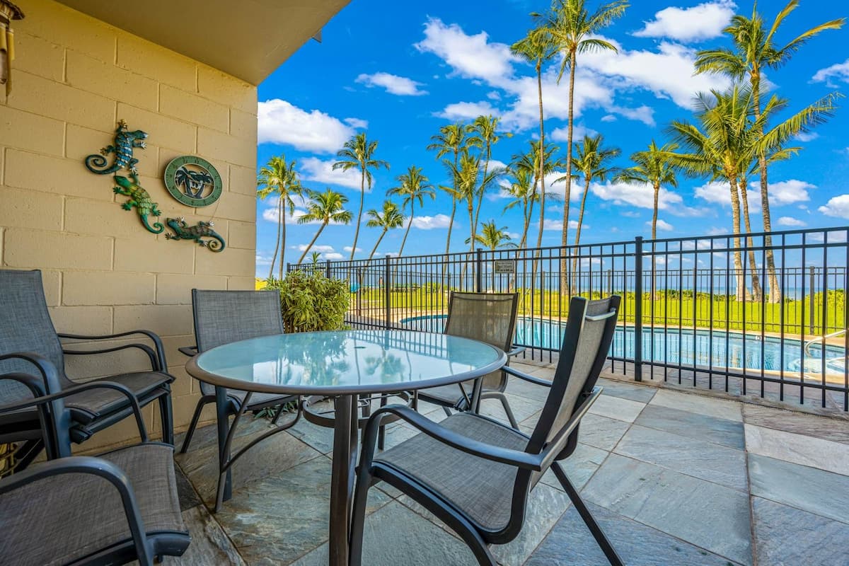 Condo in Kihei · ★4.25 · 2 bedrooms · 3 beds · 2 shared baths - Photo 1