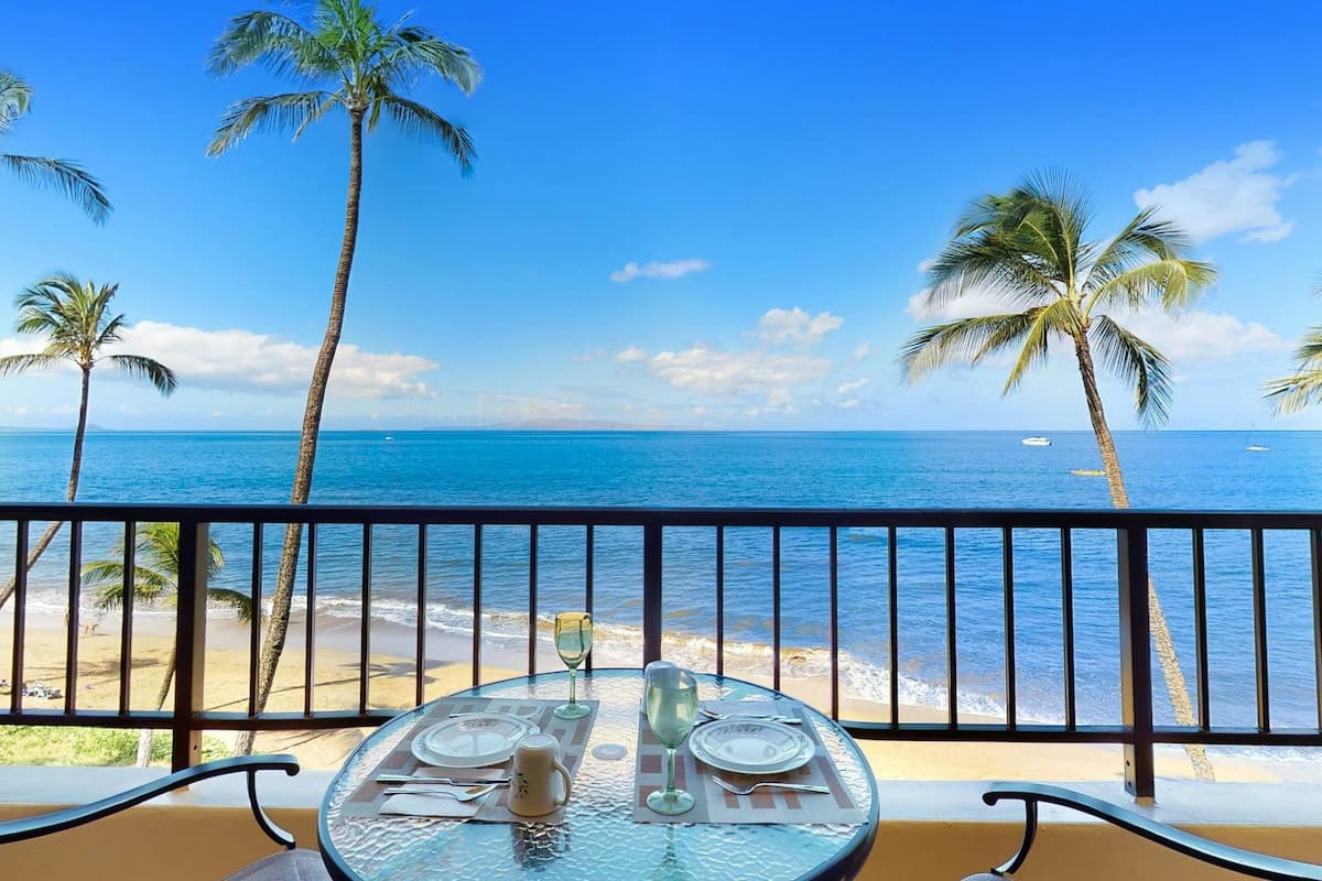 Sugar Beach Resort 431: 1BR Oceanfront | Pool - Photo 1