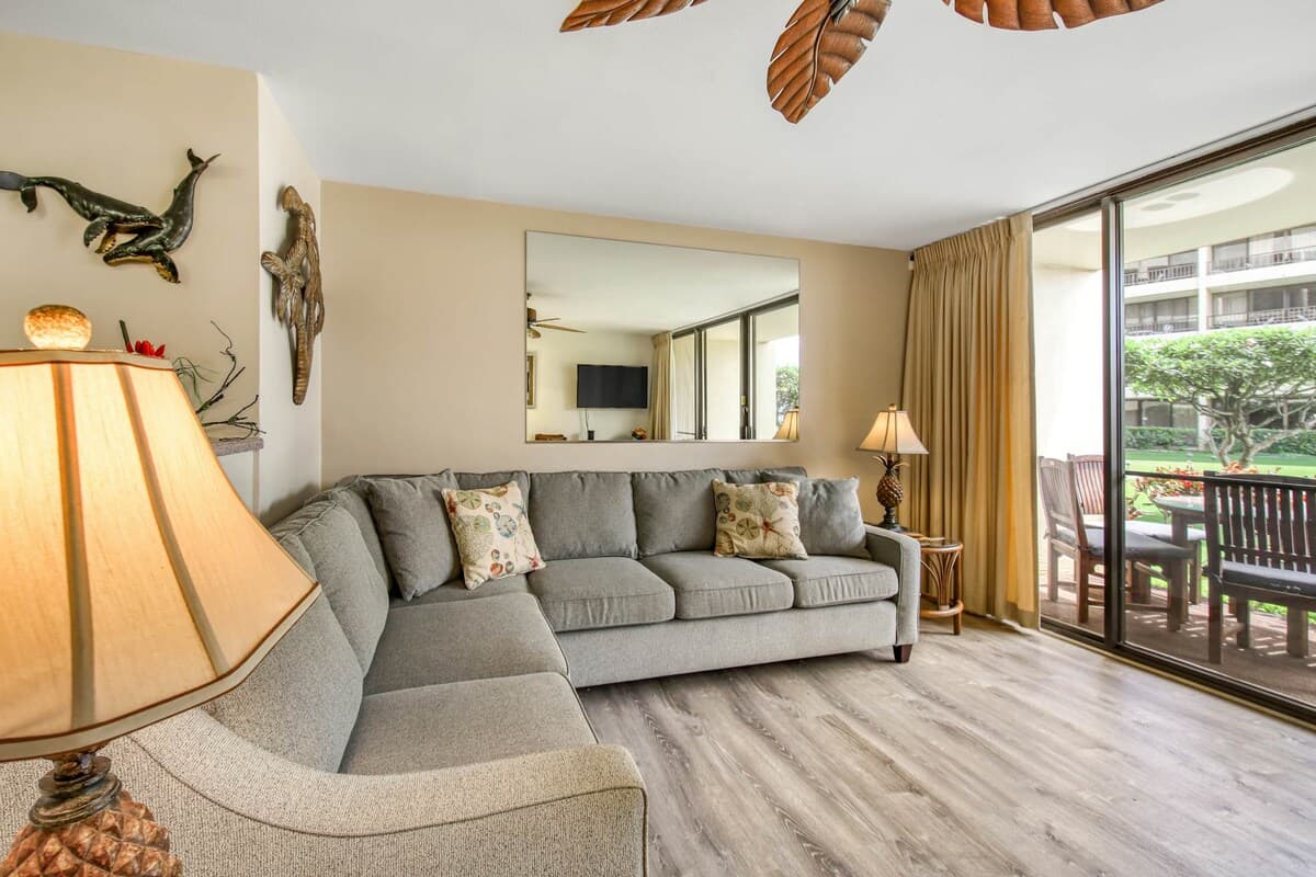 Condo in Kihei · ★4.64 · 1 bedroom · 2 beds · 1 shared bath - Photo 3
