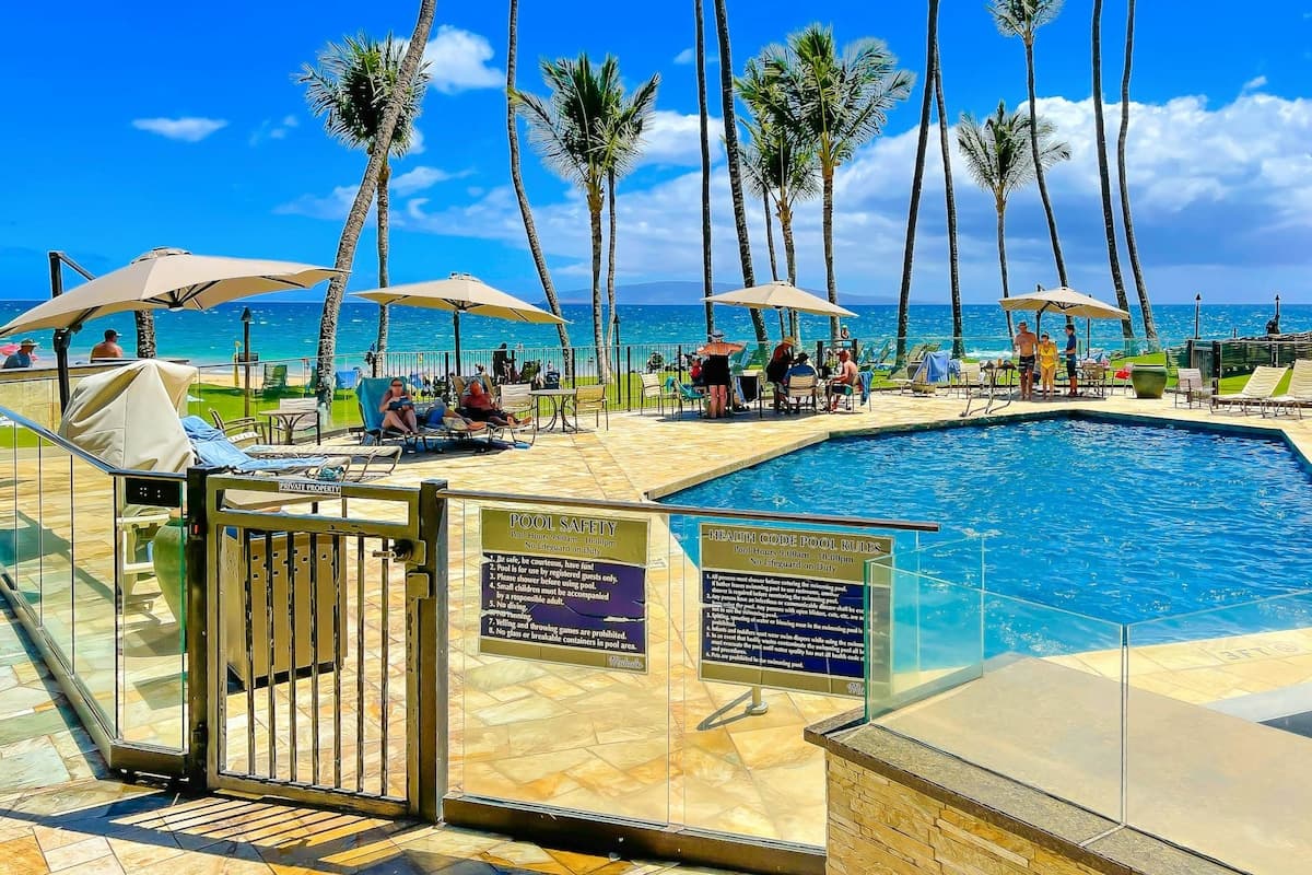 Condo in Kihei · ★4.79 · 1 bedroom · 2 beds · 1 shared bath - Photo 3