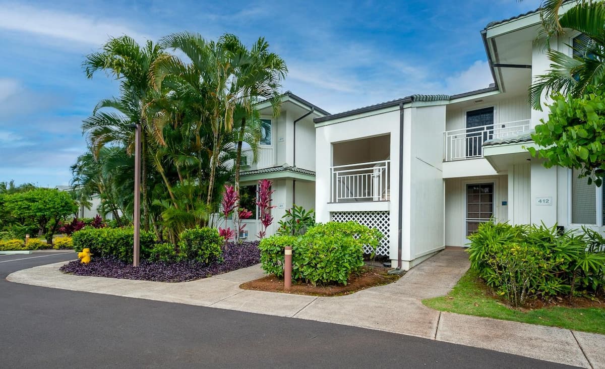 Condo in Princeville · ★4.42 · 2 bedrooms · 3 beds · 2 private baths - Photo 1