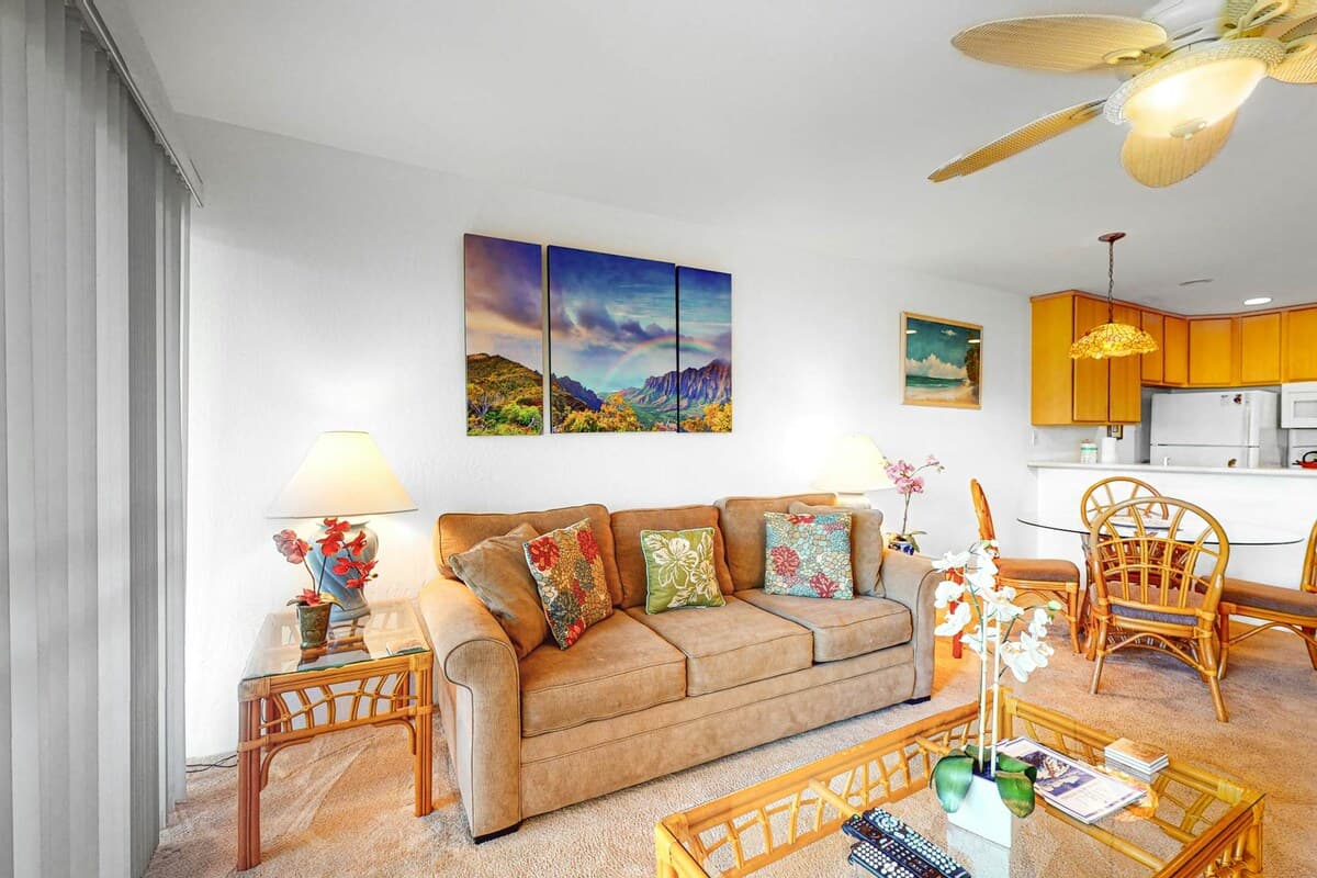 Condo in Kihei · ★4.0 · 1 bedroom · 2 beds · 1 shared bath - Photo 5