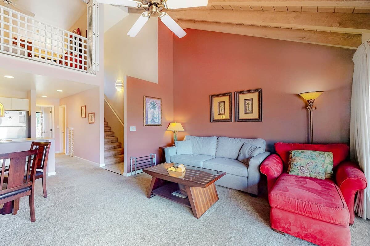 Condo in Kihei · ★4.1 · 2 bedrooms · 3 beds · 2 shared baths - Photo 3
