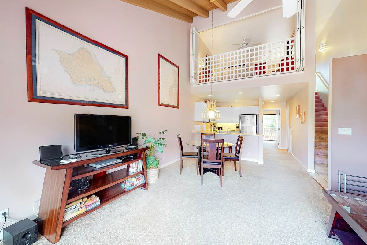 Condo in Kihei · ★4.1 · 2 bedrooms · 3 beds · 2 shared baths - Photo 4