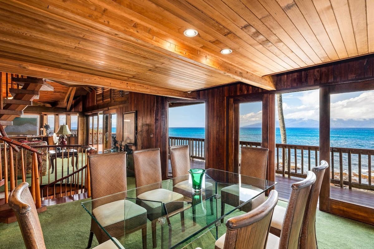 Home in Lahaina · ★4.83 · 5 bedrooms · 5 beds · 4 baths - Photo 1