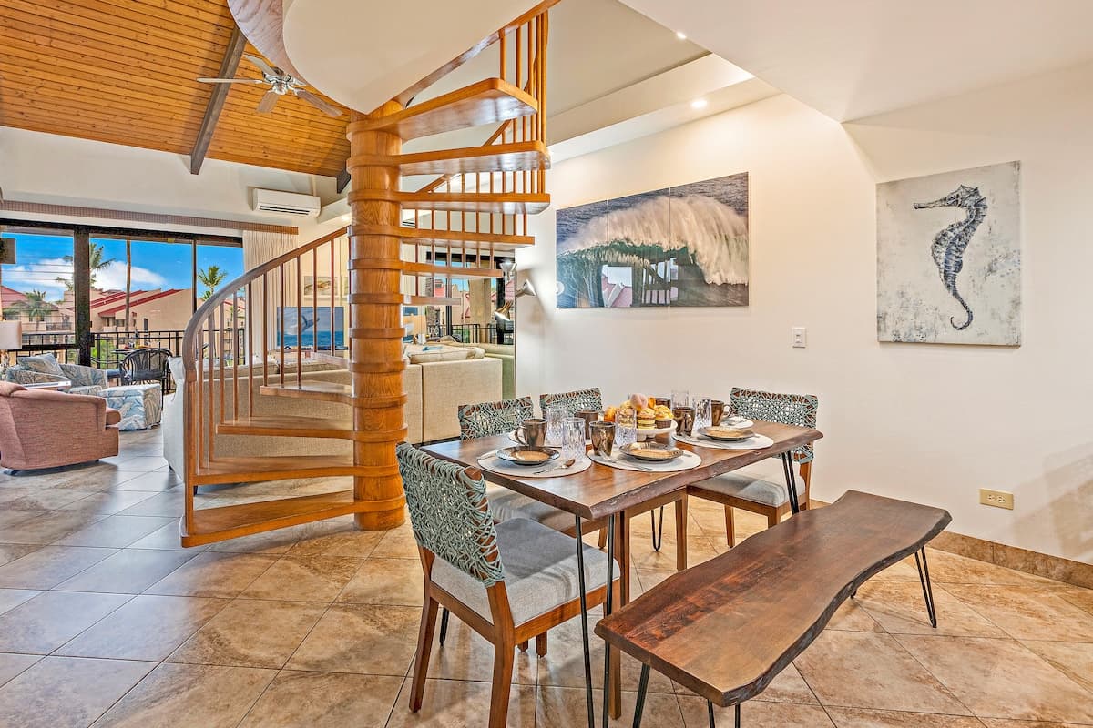 Condo in Kihei · ★4.84 · 2 bedrooms · 4 beds · 2 private baths - Photo 4