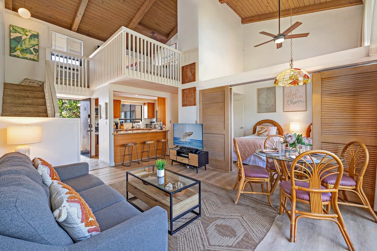 Condo in Wailuku · ★4.81 · 2 bedrooms · 4 beds · 2 private baths - Photo 4
