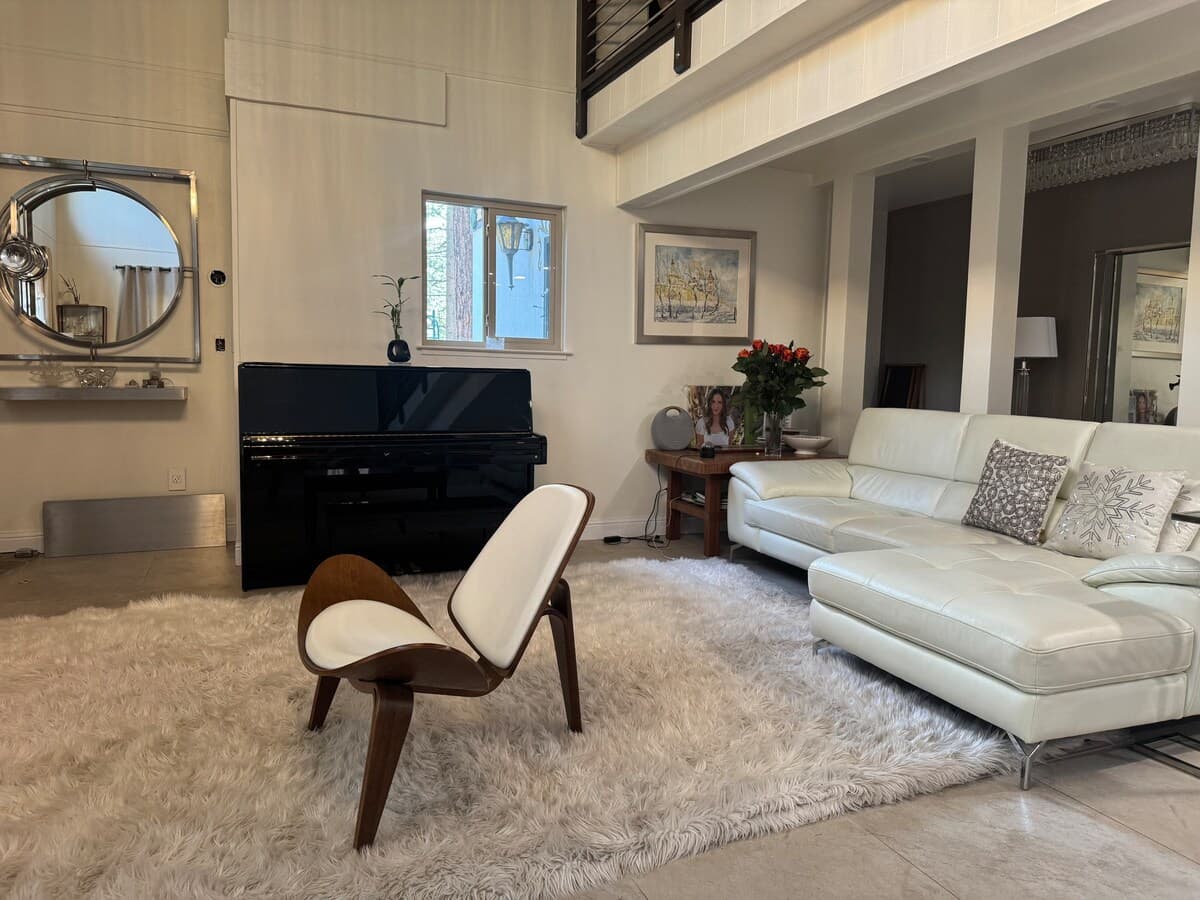 Home in Incline Village · ★3.67 · 3 bedrooms · 6 beds · 2.5 private baths - Photo 4