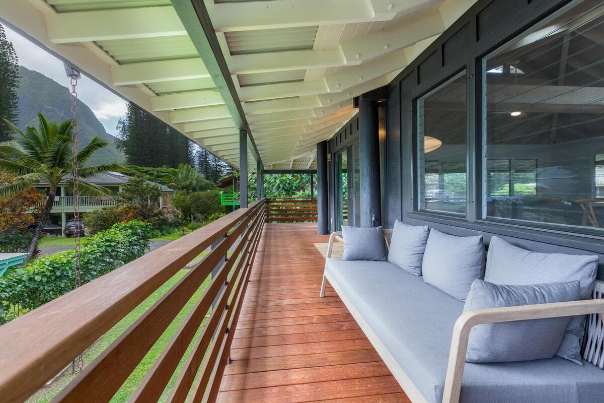 Home in Hanalei · ★4.83 · 3 bedrooms · 4 beds · 3 baths - Photo 4