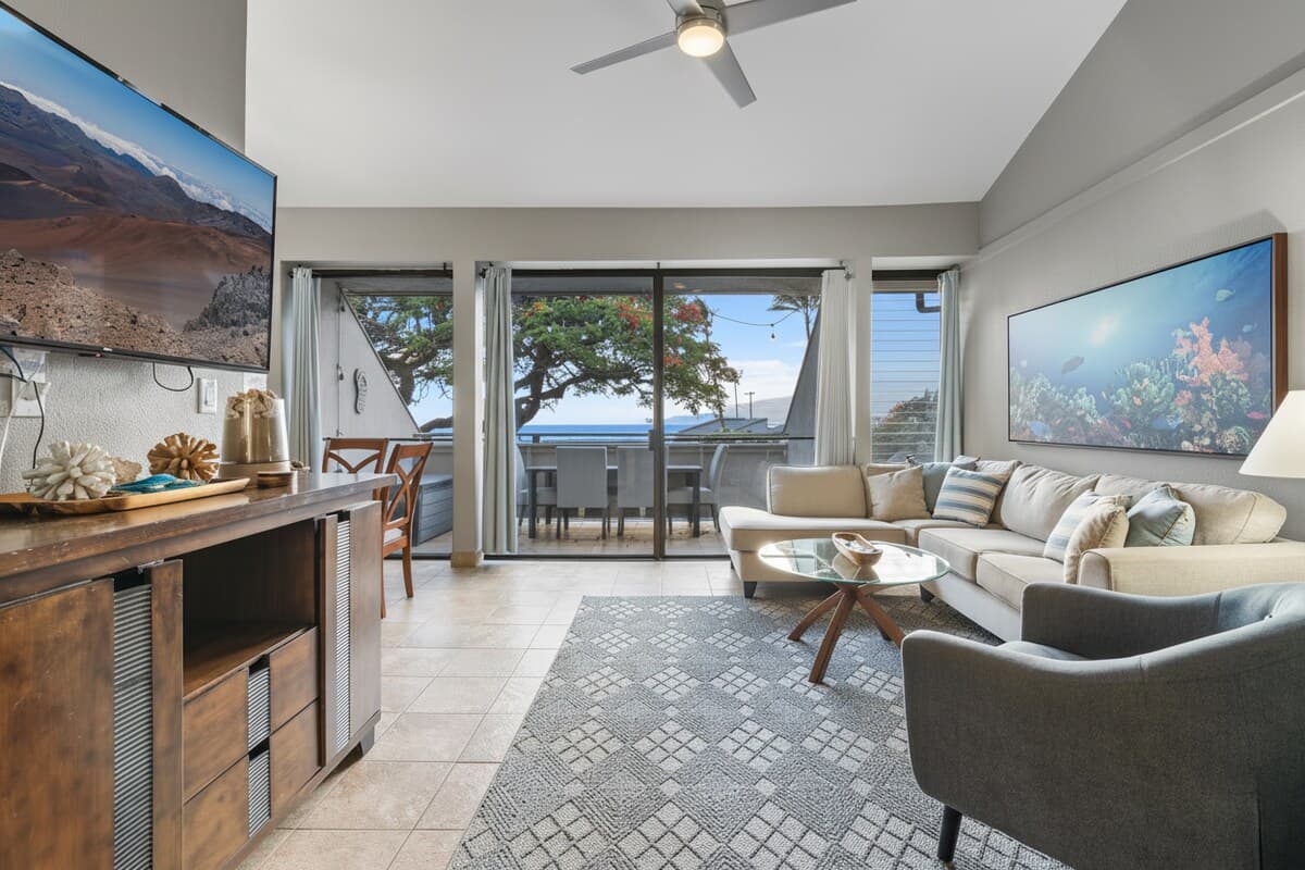 Condo in Kihei · ★4.93 · 2 bedrooms · 3 beds · 1 bath - Photo 1