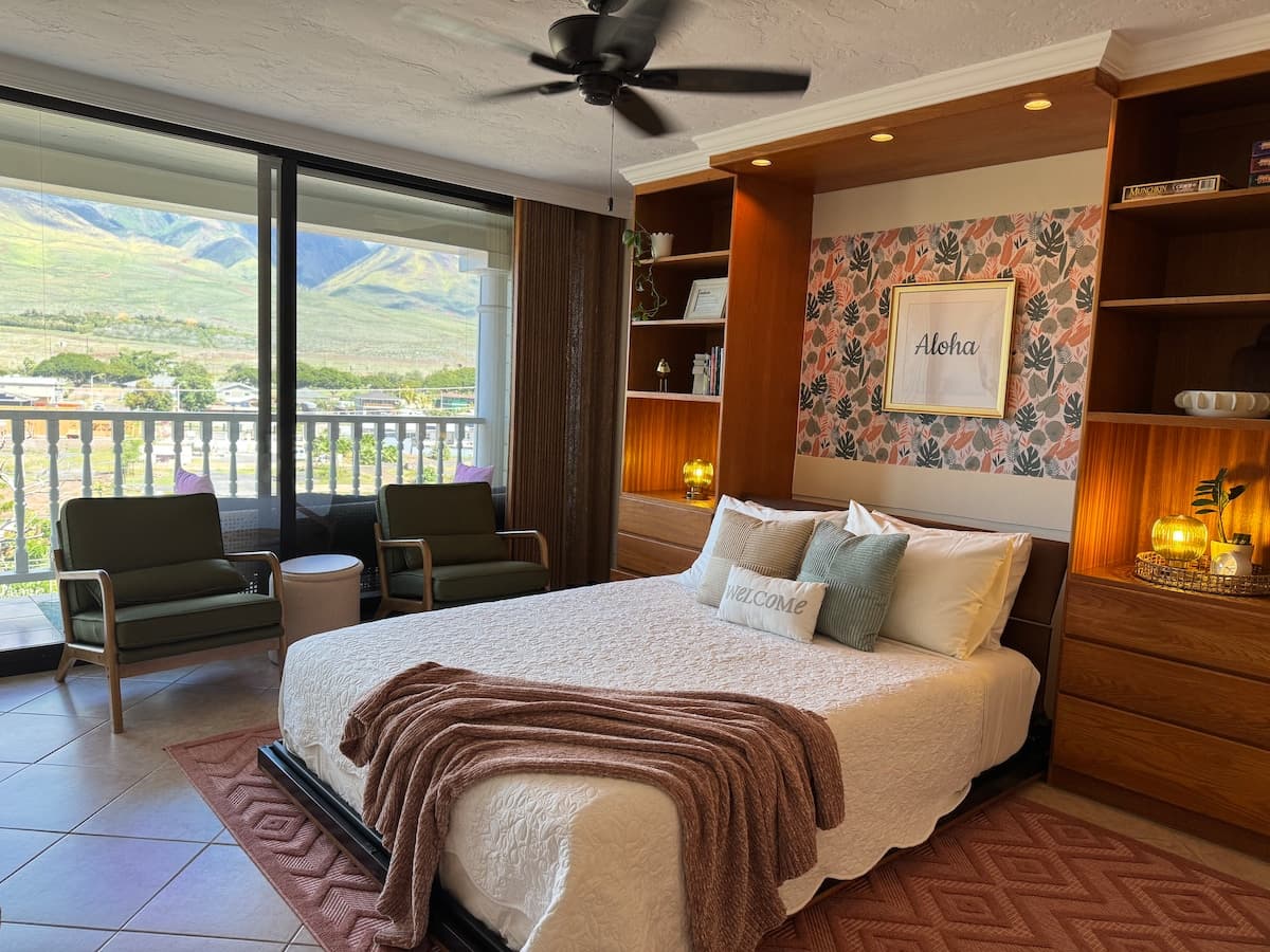 Condo in Lahaina · ★4.93 · Studio · 1 bed · 1 bath - Photo 2