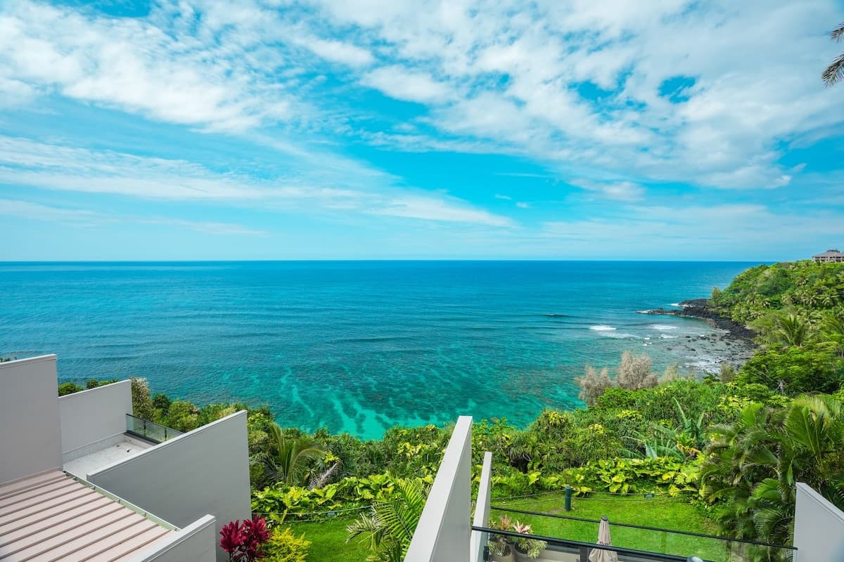 Condo in Princeville · ★5.0 · 2 bedrooms · 2 beds · 2 baths - Photo 1