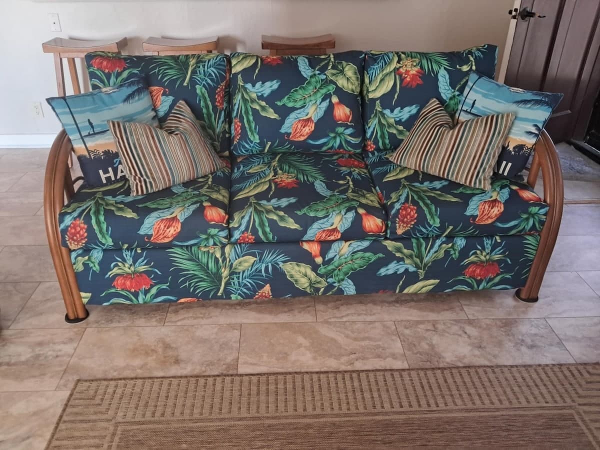 Condo in Kailua-Kona · ★4.92 · 1 bedroom · 2 beds · 2 baths - Photo 2
