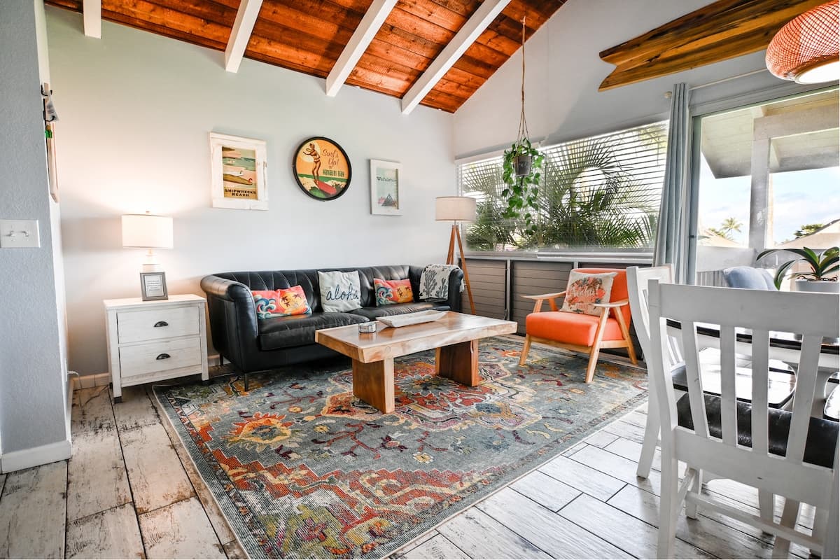 Condo in Princeville · ★4.97 · 2 bedrooms · 3 beds · 1.5 baths - Photo 1