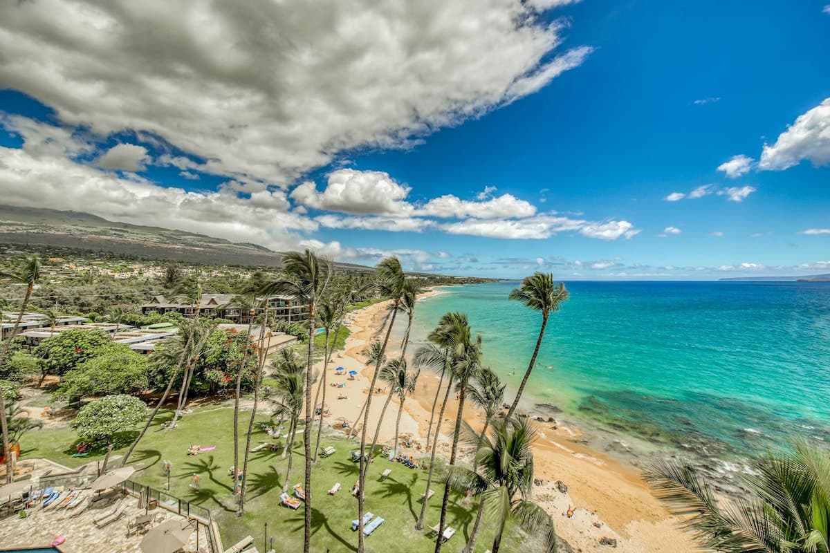 Condo in Kihei · ★4.7 · 2 bedrooms · 3 beds · 2 shared baths - Photo 5