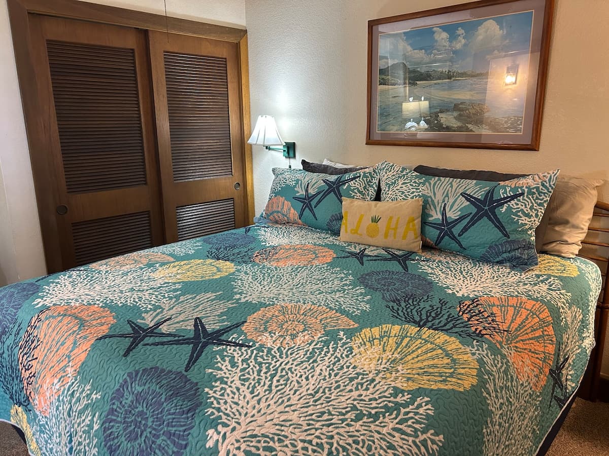 Condo in Koloa · ★4.94 · 1 bedroom · 2 beds · 1 bath - Photo 1