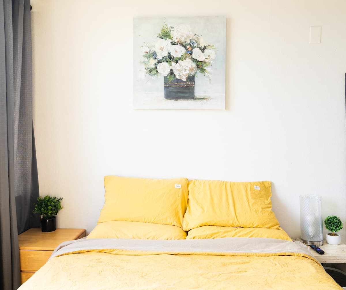 Condo in Honolulu · ★4.81 · Studio · 1 bed · 1 private bath - Photo 1