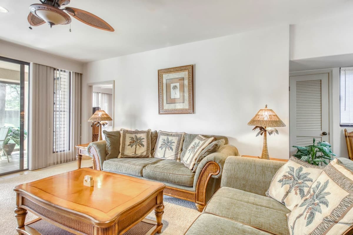 Condo in Waikoloa Village · ★4.11 · 2 bedrooms · 3 beds · 2.5 shared baths - Photo 5
