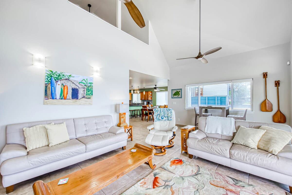 Home in Pahoa · ★4.85 · 3 bedrooms · 4 beds · 2.5 shared baths - Photo 5