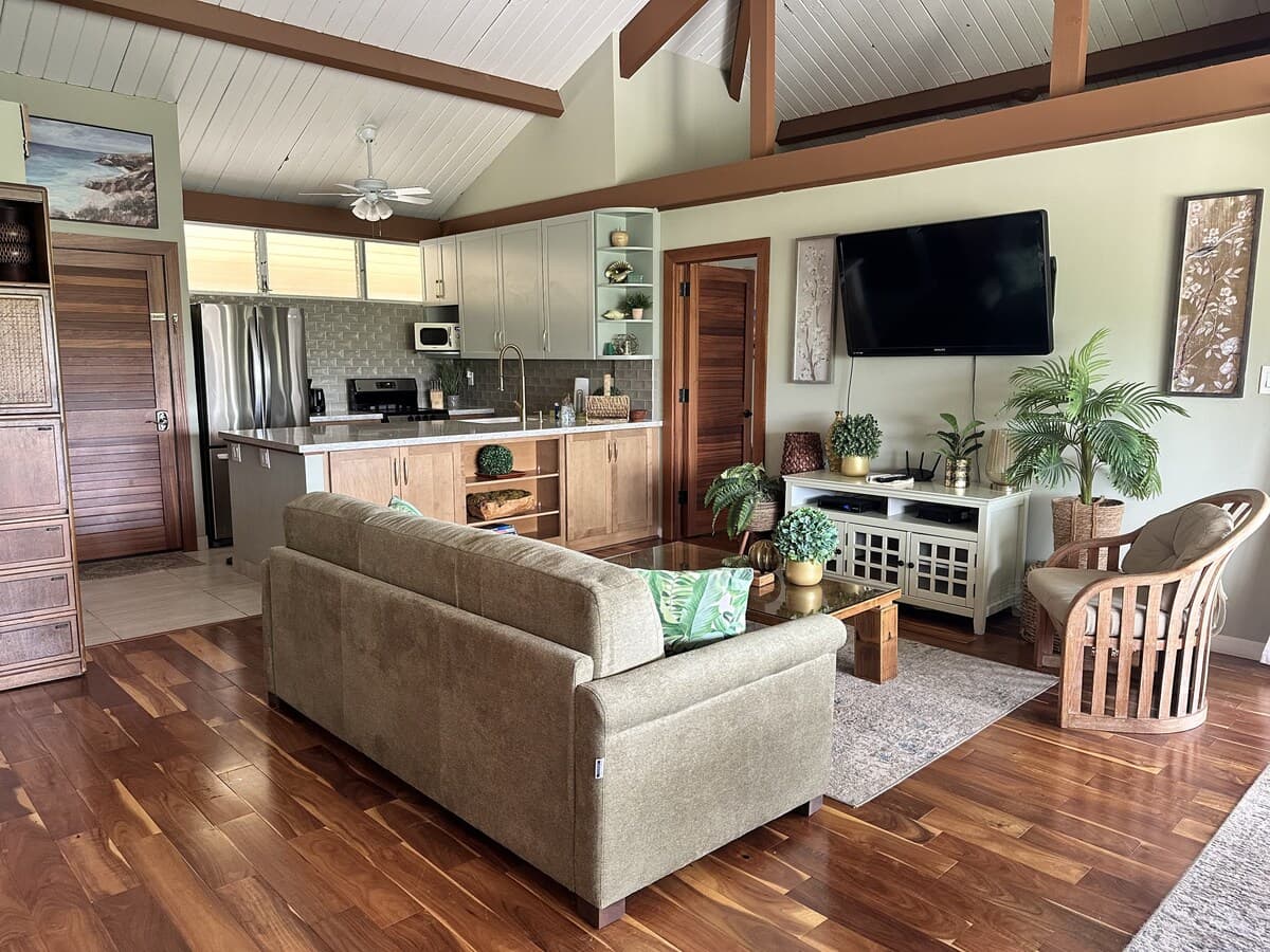 Condo in Kihei · ★4.84 · 2 bedrooms · 3 beds · 2 baths - Photo 4