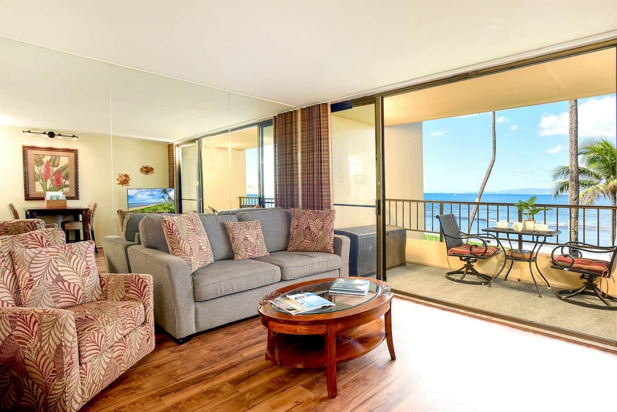 Condo in Kihei · ★4.9 · 1 bedroom · 2 beds · 1 shared bath - Photo 3