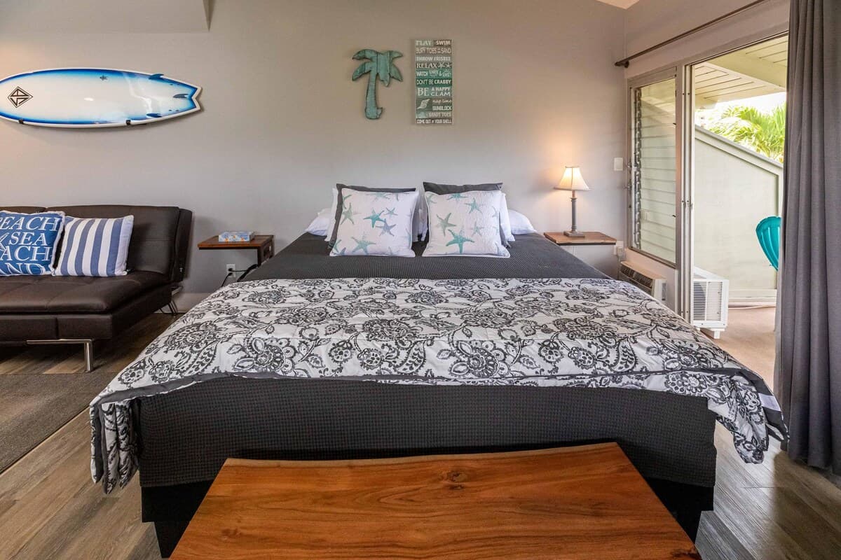 Condo in Kihei · ★4.75 · 1 bedroom · 2 beds · 1 bath - Photo 5
