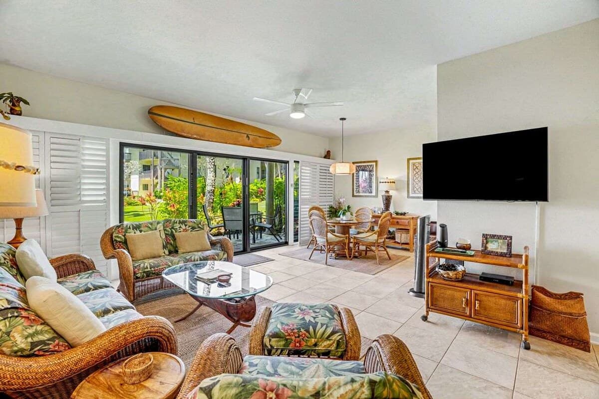 Condo in Kapaa · ★4.6 · 1 bedroom · 2 beds · 1.5 shared baths - Photo 5