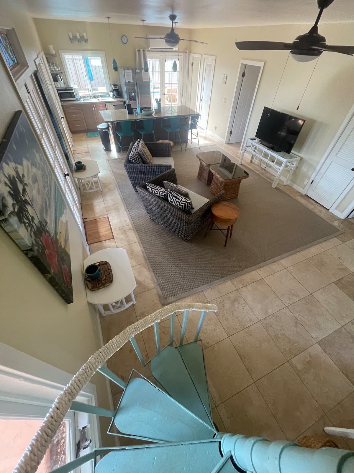 Home in Lahaina · ★4.91 · 4 bedrooms · 4 beds · 2 baths - Photo 2
