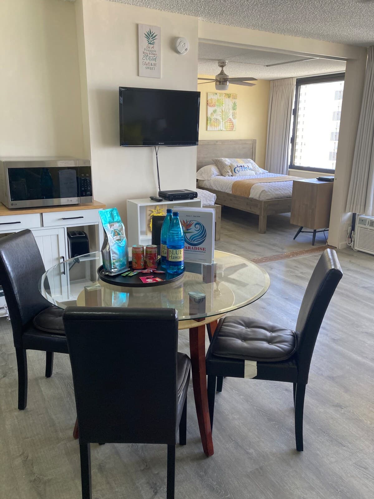 Lovely 1 bedroom w/ocean view, AC & Free Parking - Photo 4