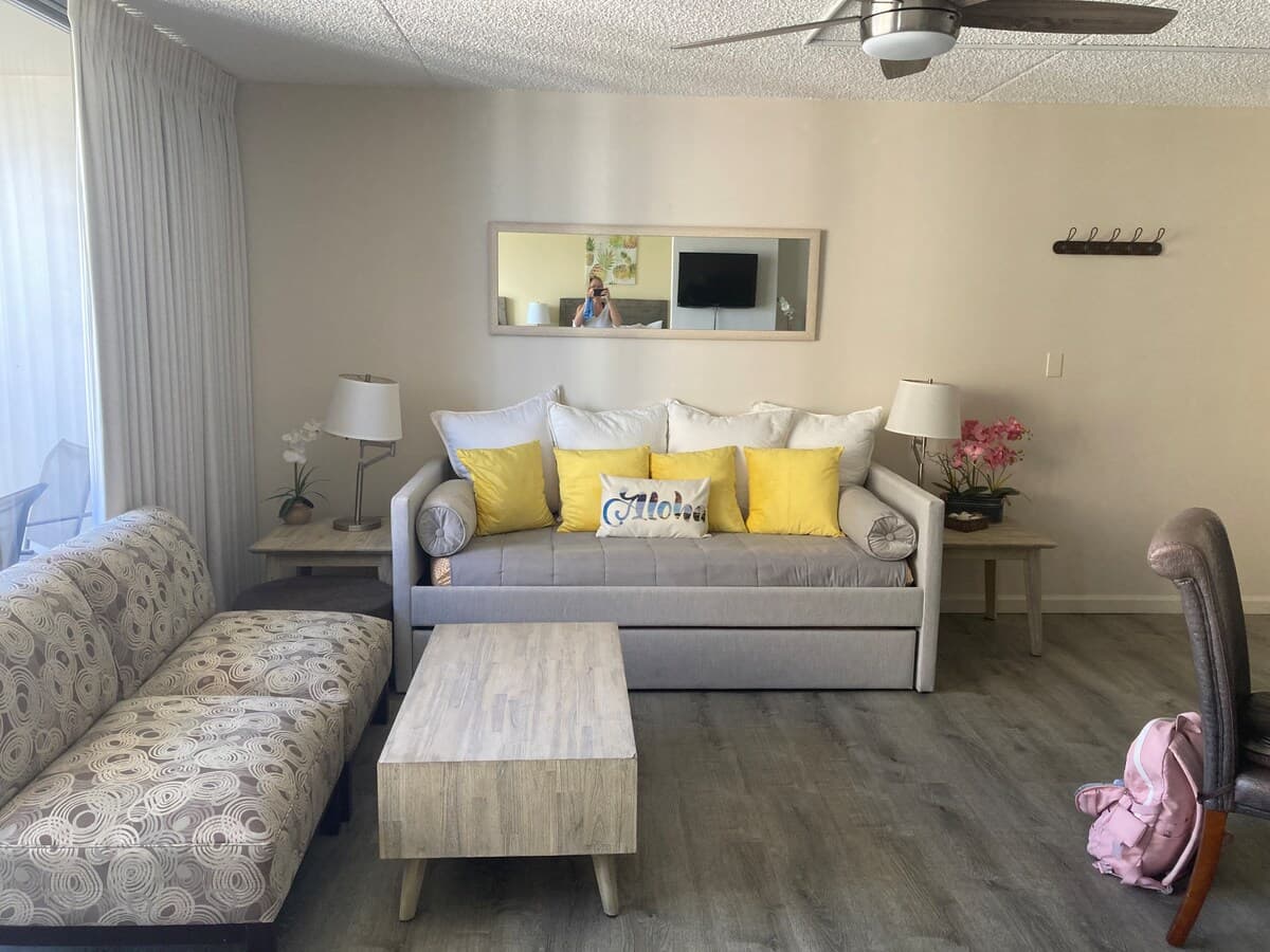 Lovely 1 bedroom w/ocean view, AC & Free Parking - Photo 2