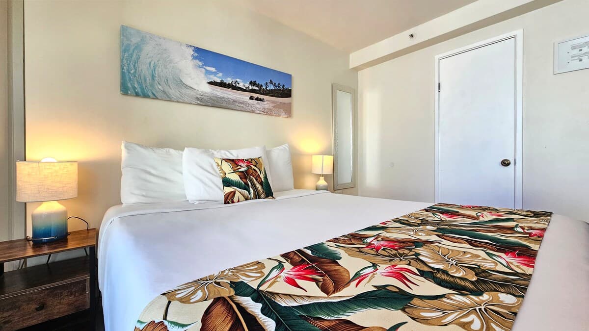 WG 422 at the Waikiki Grand Hotel® - Photo 4