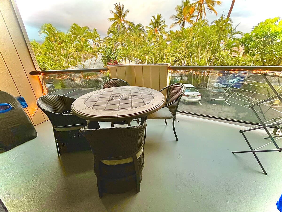 Condo in Kailua-Kona · ★4.89 · 1 bedroom · 2 beds · 1 private bath - Photo 5