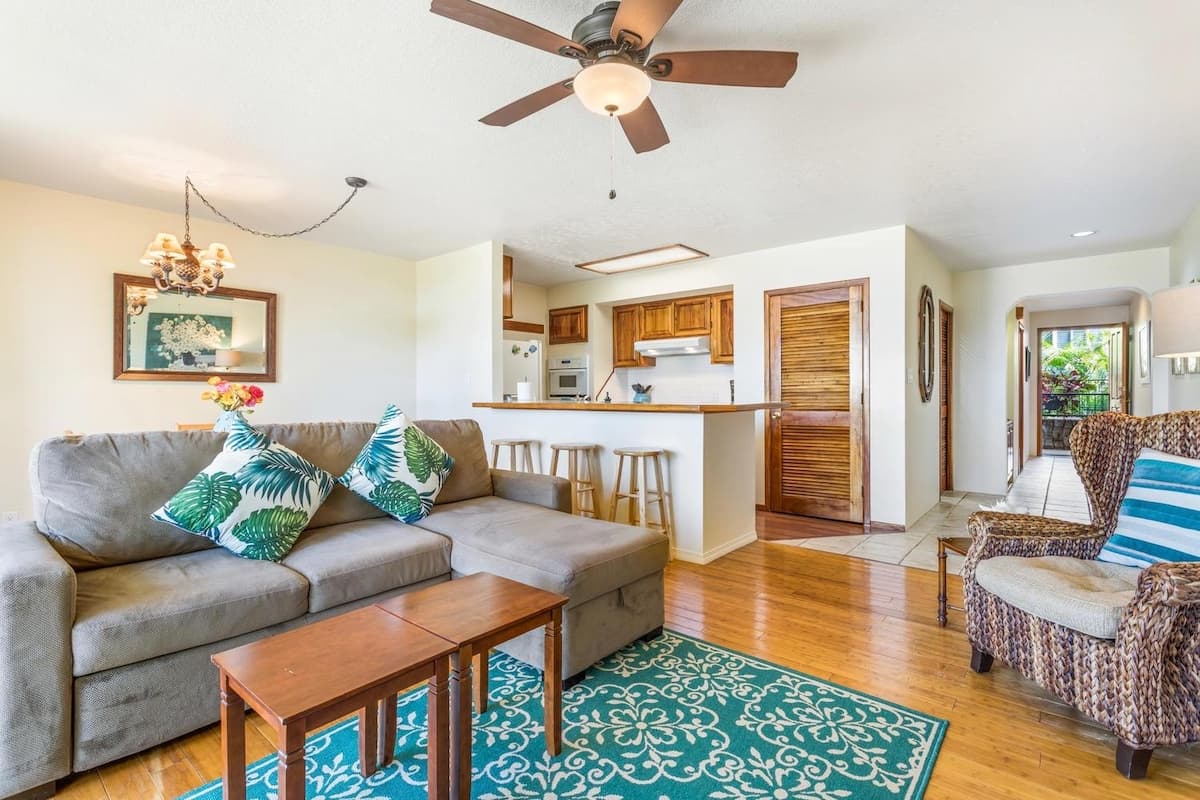 Condo in Kailua-Kona · ★4.86 · 1 bedroom · 2 beds · 1 bath - Photo 2