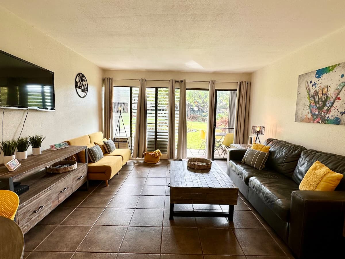 Condo in Kihei · ★4.64 · 1 bedroom · 4 beds · 1 bath - Photo 4