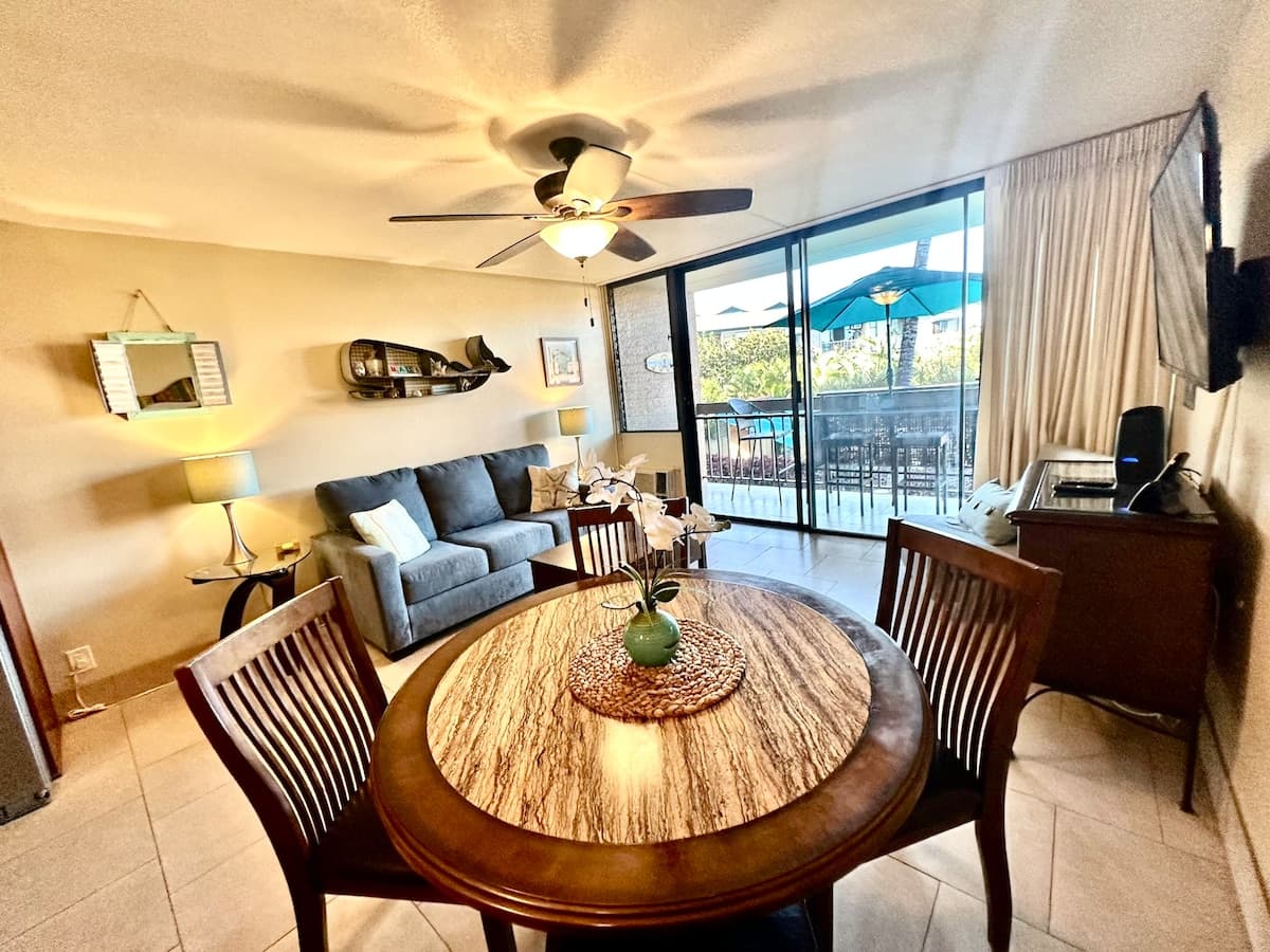 Condo in Kihei · ★4.89 · 1 bedroom · 3 beds · 1 bath - Photo 3