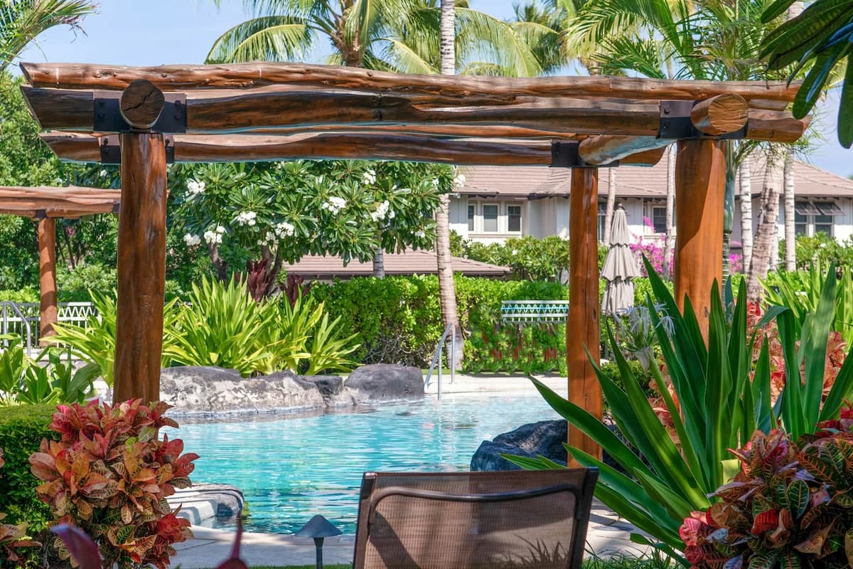 Condo in Waimea · ★4.88 · 2 bedrooms · 3 beds · 2 shared baths - Photo 1