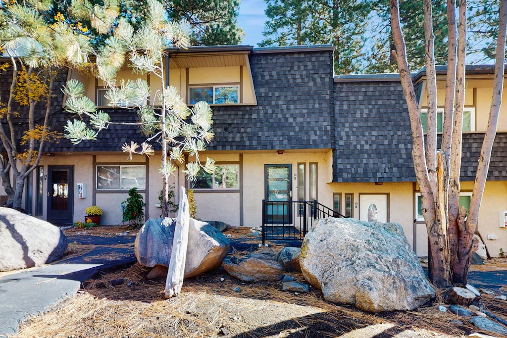 Townhouse in Incline Village · 3 bedrooms · 3 beds · 2.5 private baths - Photo 1