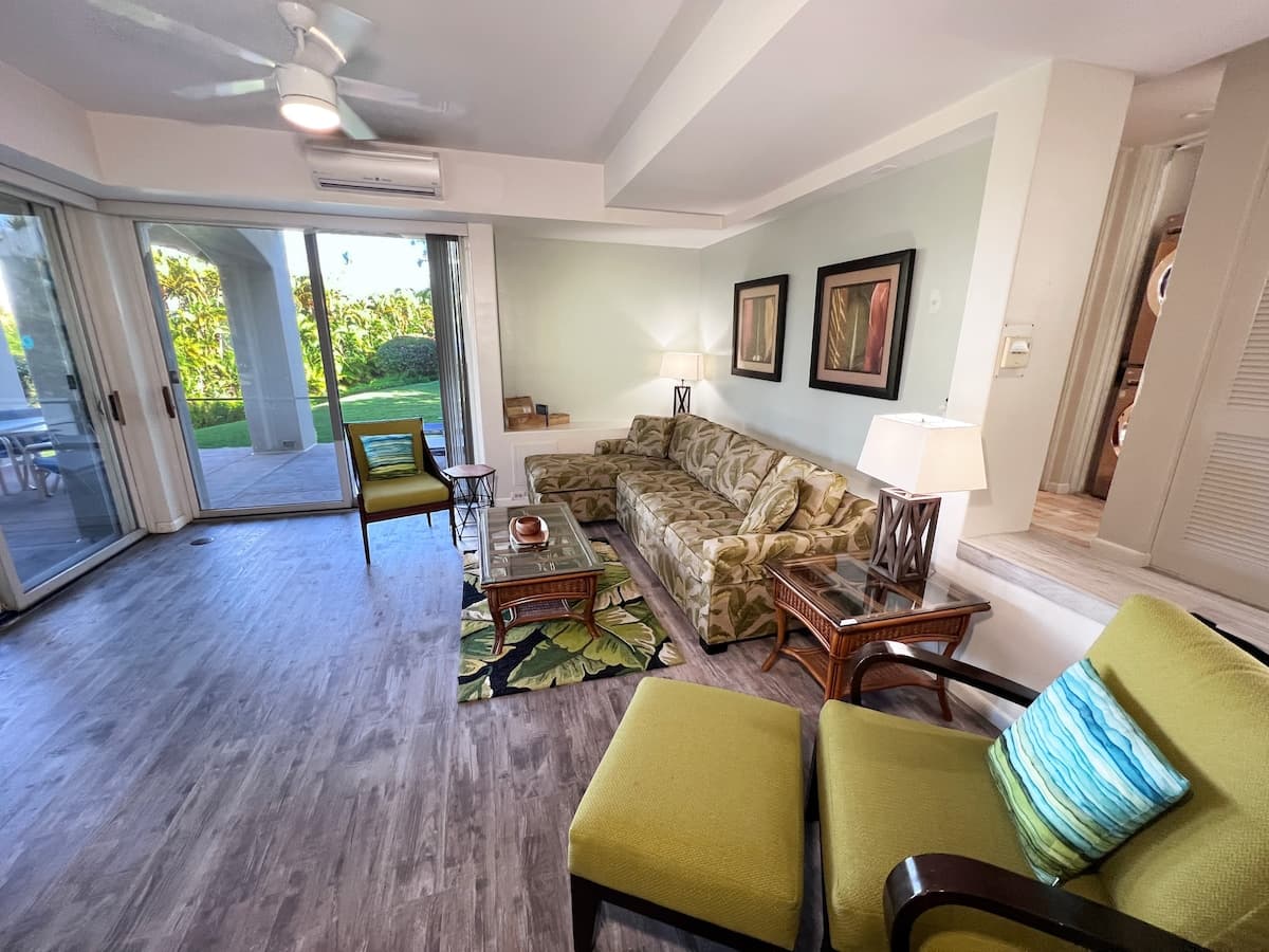 Condo in Kihei · ★4.9 · 2 bedrooms · 4 beds · 2 private baths - Photo 2