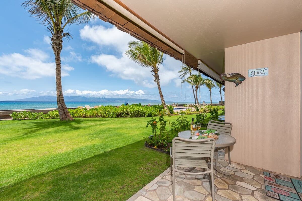 Condo in Lahaina · ★4.96 · 1 bedroom · 1 bed · 1 bath - Photo 3