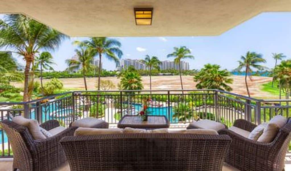 Villa in Honolulu County · ★4.85 · 3 bedrooms · 4 beds · 3 private baths - Photo 3
